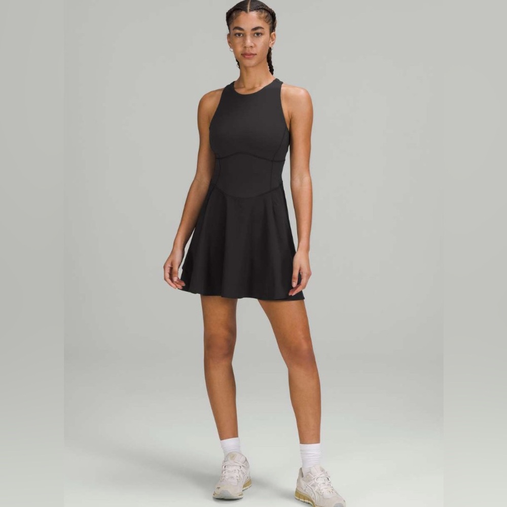 Lululemon Court‎ Crush Dress Black Size 4 Pristine Condition